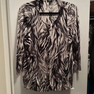 Talbots quarter length sleeve sweater button down. Excellent condition